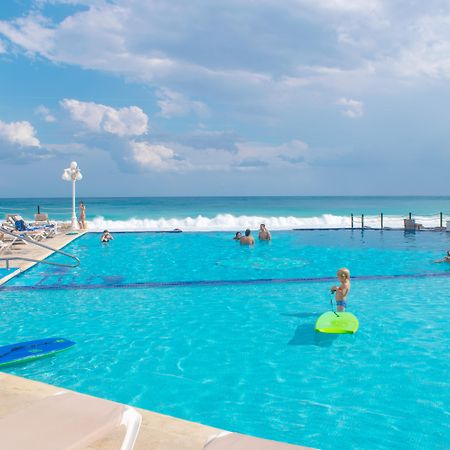 Bsea Cancun Plaza Hotel Екстер'єр фото