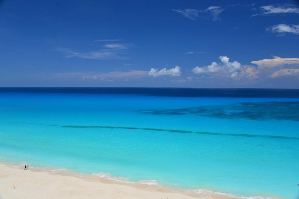 Bsea Cancun Plaza Hotel Екстер'єр фото