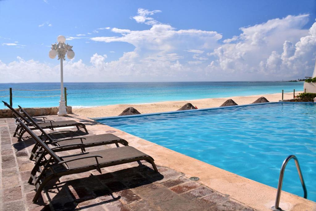 Bsea Cancun Plaza Hotel Екстер'єр фото
